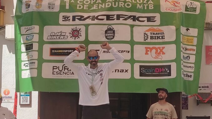 El rider de Almuñécar, Jesús Fernández Sánchez, campeón de la Copa Andalucía BTT Enduro