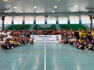 La Andaluza de Veteranas de Balonmano se suma en Almuñécar a los actos del ‘Día Internacional para la Eliminación de la Violencia contra la Mujer’