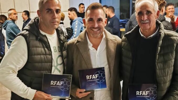 La RFAF en Granada premia a los entrenadores sexitanos José Ramírez, Miguel García y David Martín por los éxitos conseguidos durante la temporada