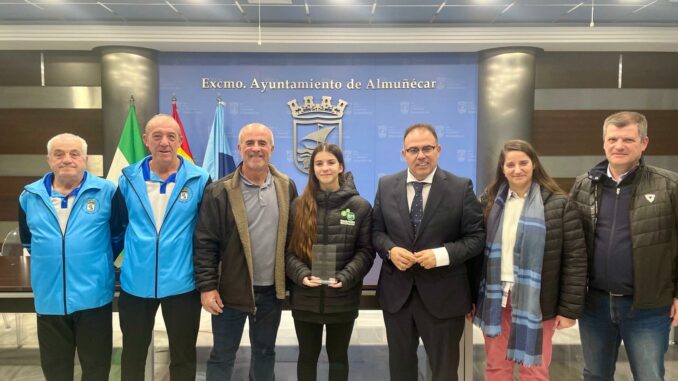 Almuñécar homenajea a la jugadora Jimena Fernández Clavijo tras proclamarse campeona de España con la Selección Andaluza de Balonmano