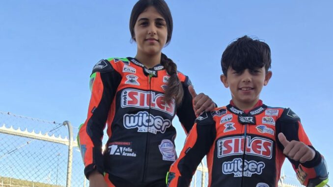 Los pilotos de La Herradura, Ángela y Juan Puertas, inician la temporada en el Campeonato de Andalucía de Minivelocidad 2025