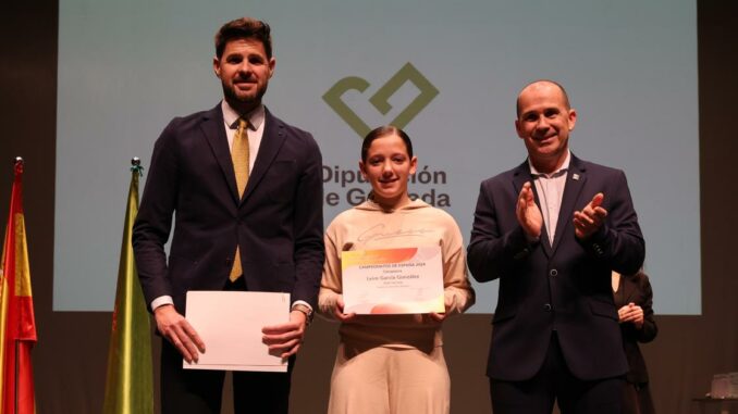 Más de una decena de corredores de Almuñécar y La Herradura premiados en Gala del Ciclismo de Granada