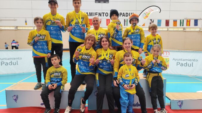 Los riders del Show Time BMX Almuñécar consiguen casi una veintena de podios en la Copa de Andalucía BMX 2025 de Padul