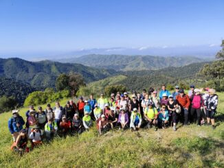 Medio centenar de senderistas disfrutan de la ruta por el Parque Nacional Montes de Málaga impulsada por AMD Almuñécar
