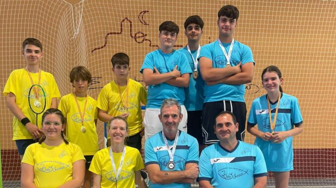 Aluvión de medallas para el Club de Bádminton Almuñécar en la quinta jornada del Circuito Provincial de Montefrío