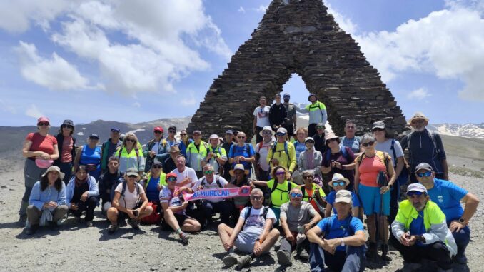Senderistas Almuñécar en Sierra Nevada 2026
