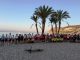 Salida de los ciclistas desde la playa de La Herradura
