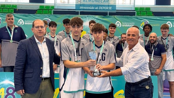 Málaga campeona del A8 cadete de baloncesto celebrado en Almuñécar